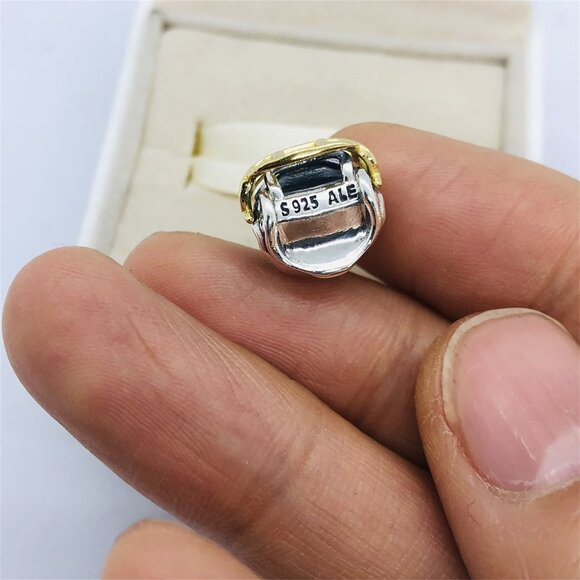 🧜🏾♀️🎀Pandora New York Giants Charm Pandora Football Helmet Charm - Picture 4 of 7